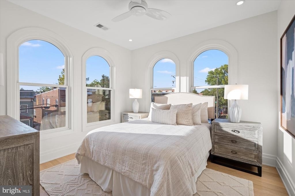 113 N West Street - Photo 4
