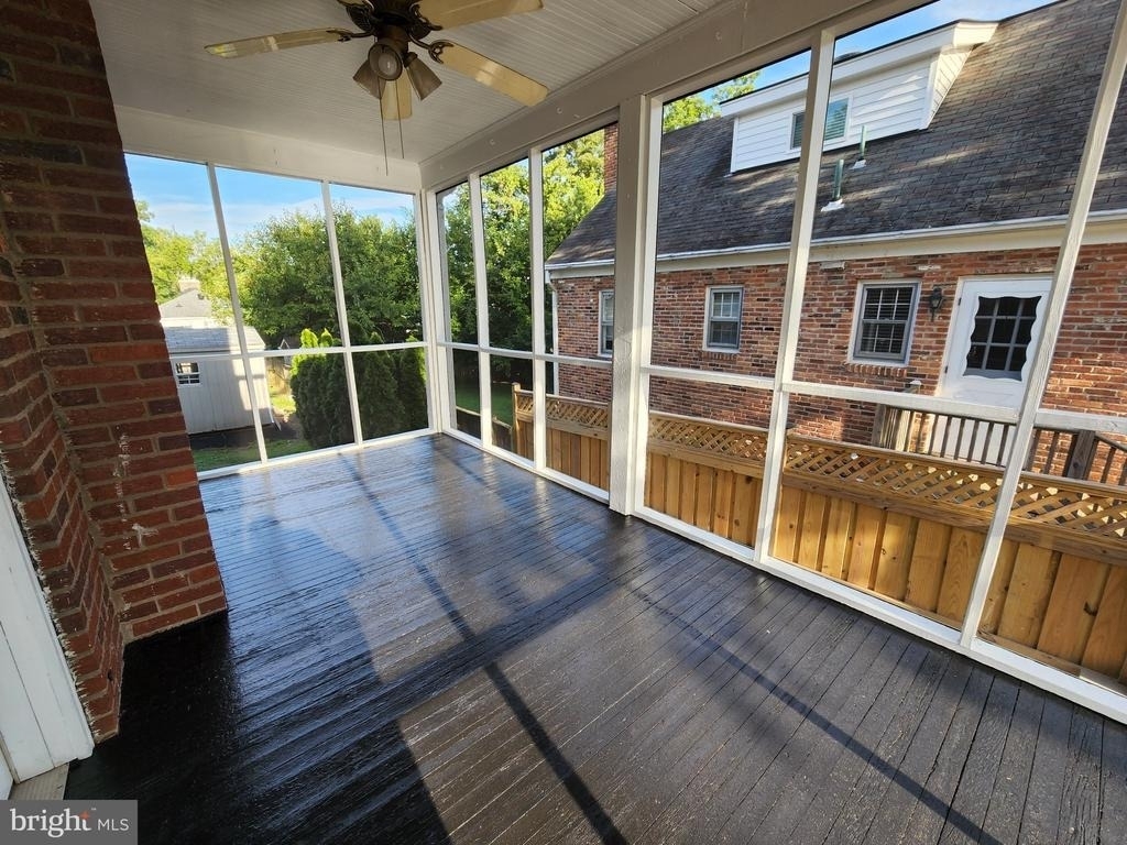 1227 N Utah Street - Photo 0