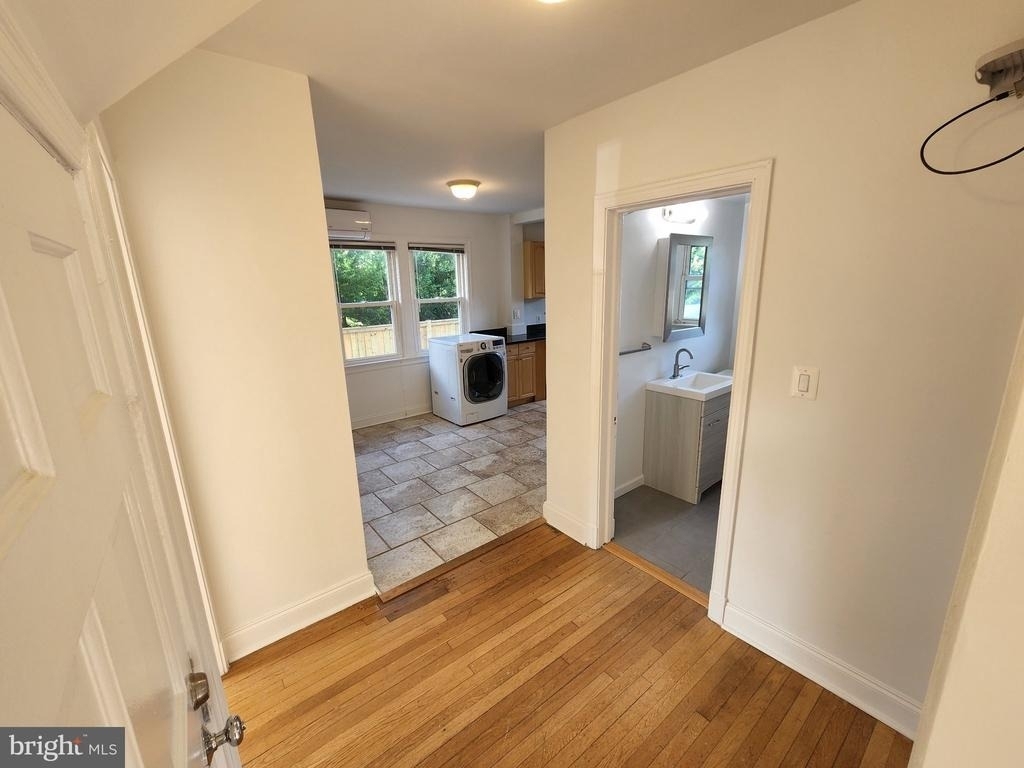 1227 N Utah Street - Photo 9