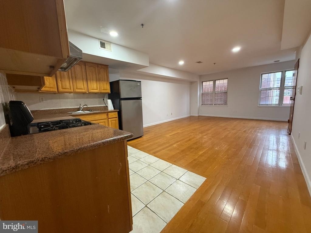 455 N 12th Street - Photo 6
