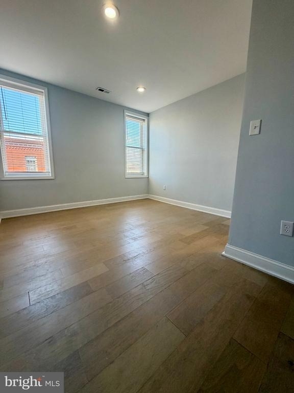 1247 Snyder Avenue - Photo 9