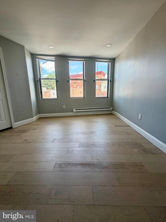 1247 Snyder Avenue - Photo 15