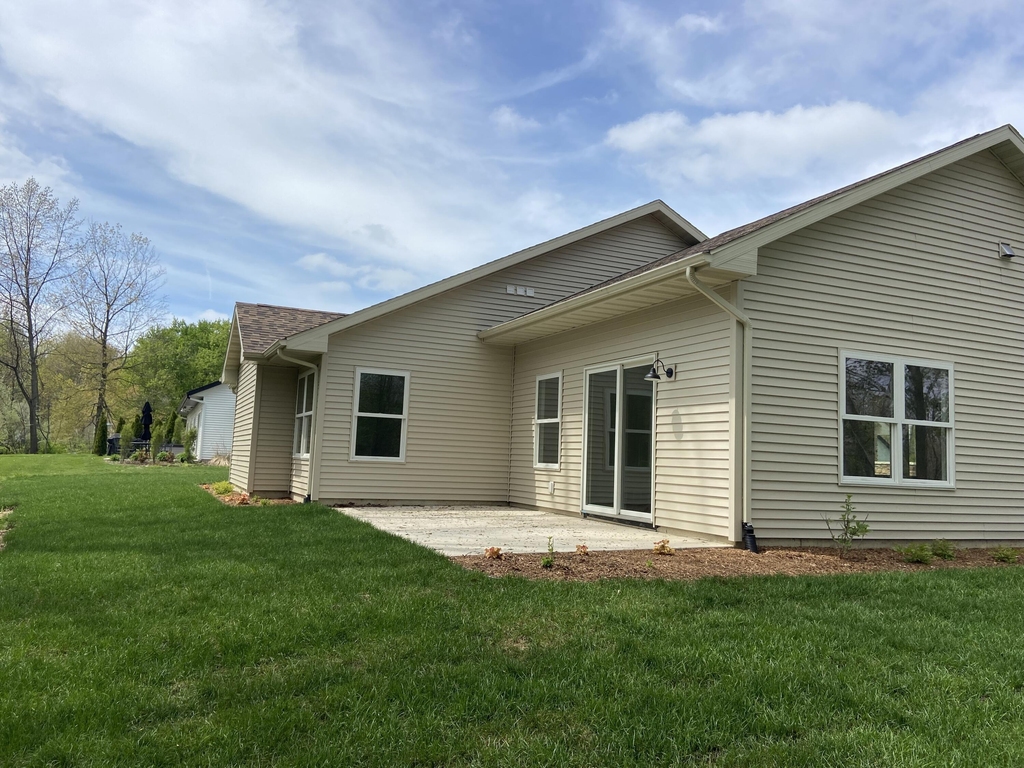730 Violet Way - Photo 4
