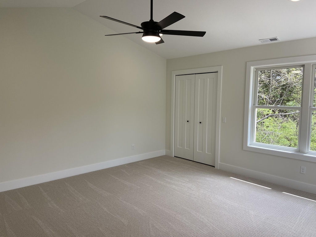 730 Violet Way - Photo 9