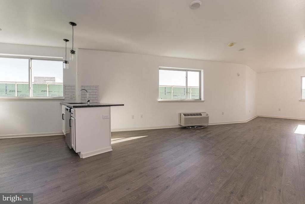 6649 Ridge Avenue - Photo 3