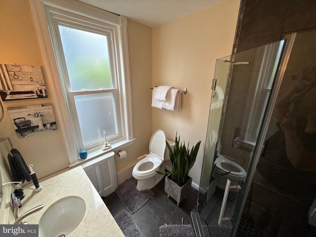 2910 Cecil B Moore Avenue - Photo 18