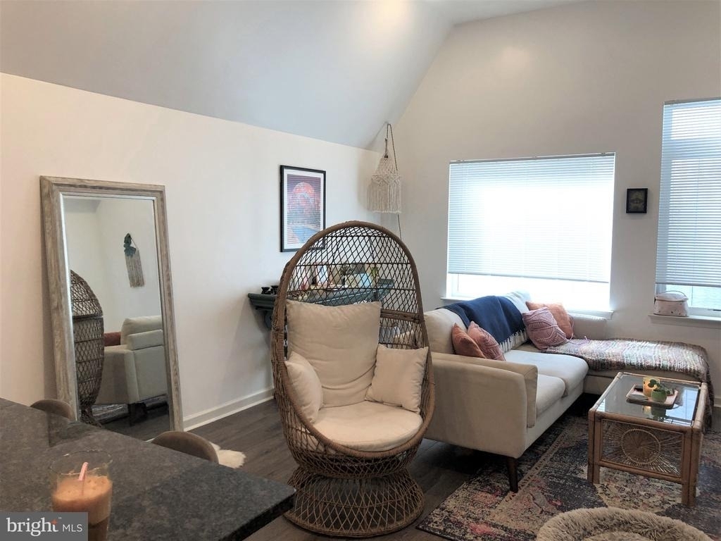 6615 Ridge Avenue - Photo 2