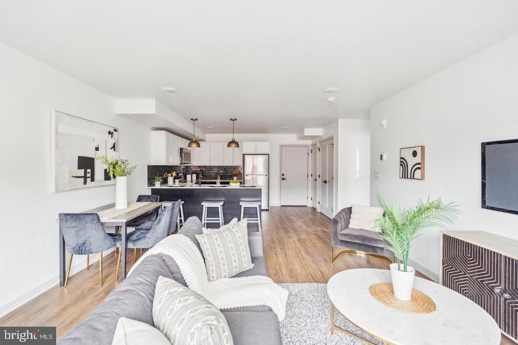 6515 Ridge Avenue - Photo 4