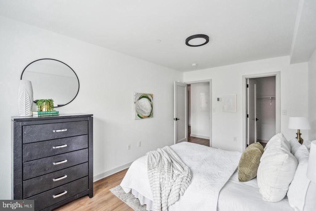 6515 Ridge Avenue - Photo 6