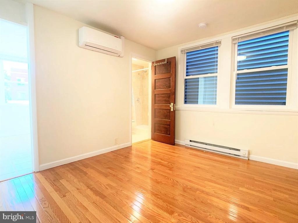 1510 Fairmount Avenue - Photo 5