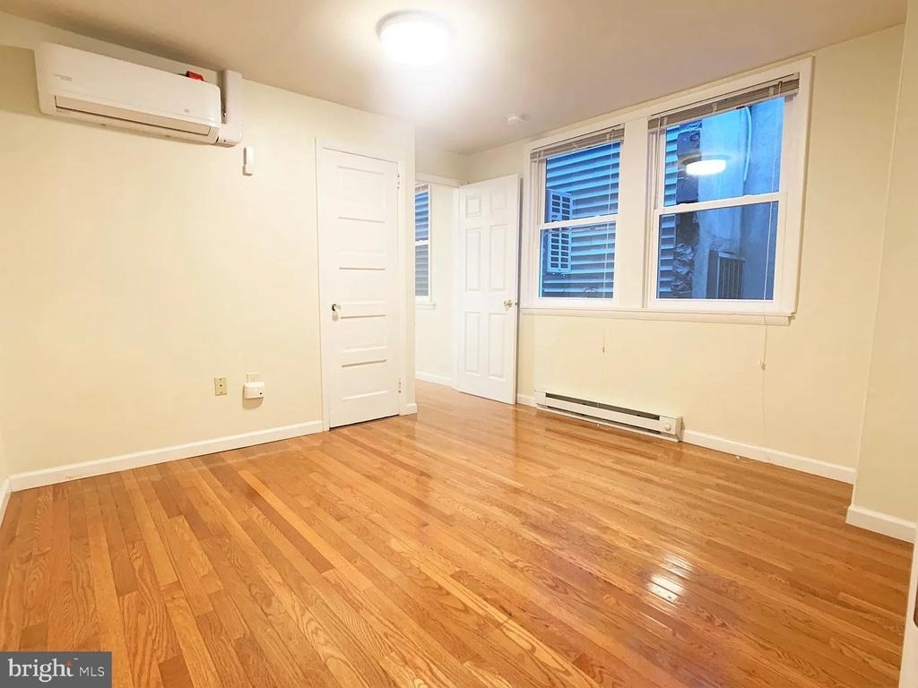 1510 Fairmount Avenue - Photo 7