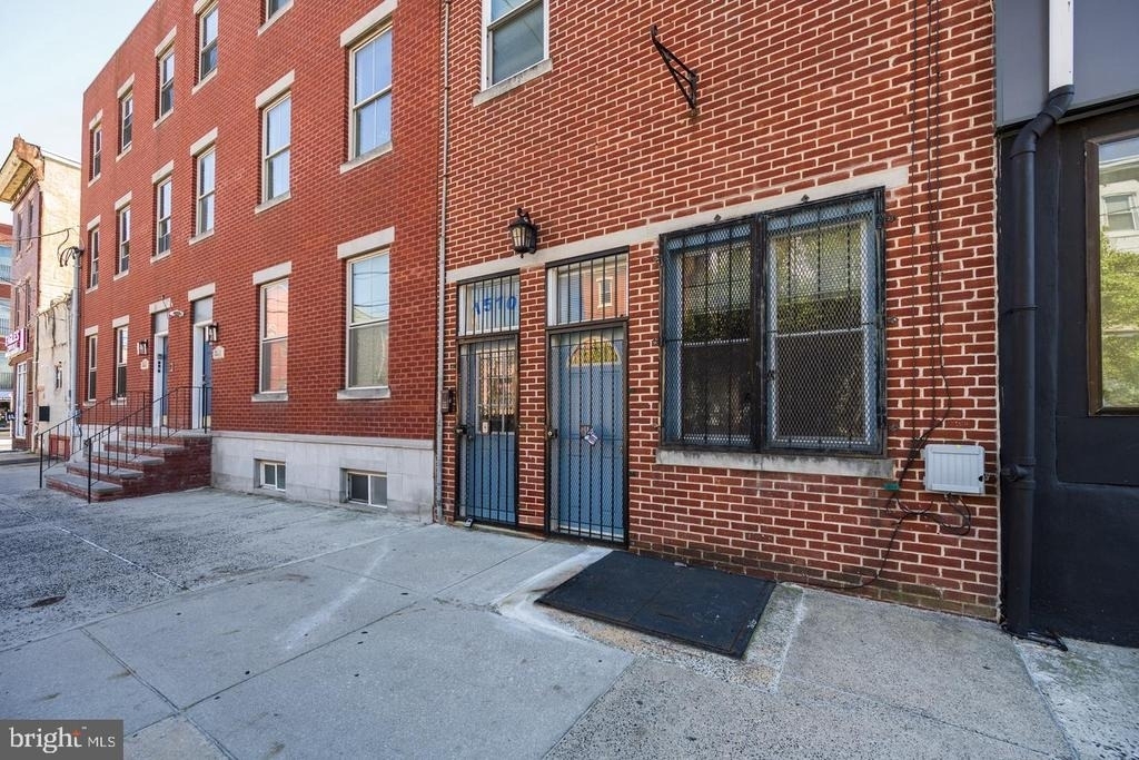 1510 Fairmount Avenue - Photo 8