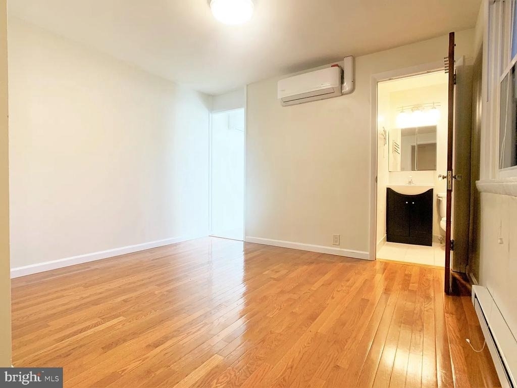 1510 Fairmount Avenue - Photo 4
