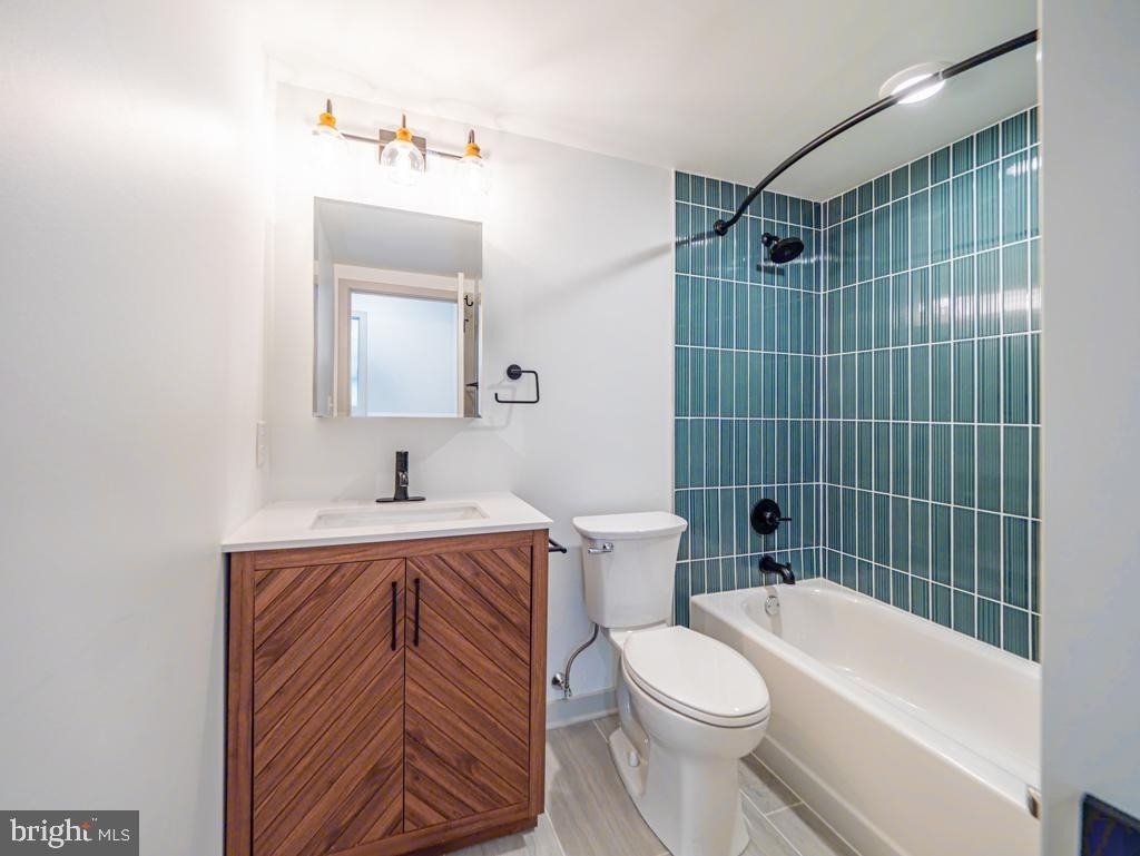 6515 Ridge Avenue - Photo 6