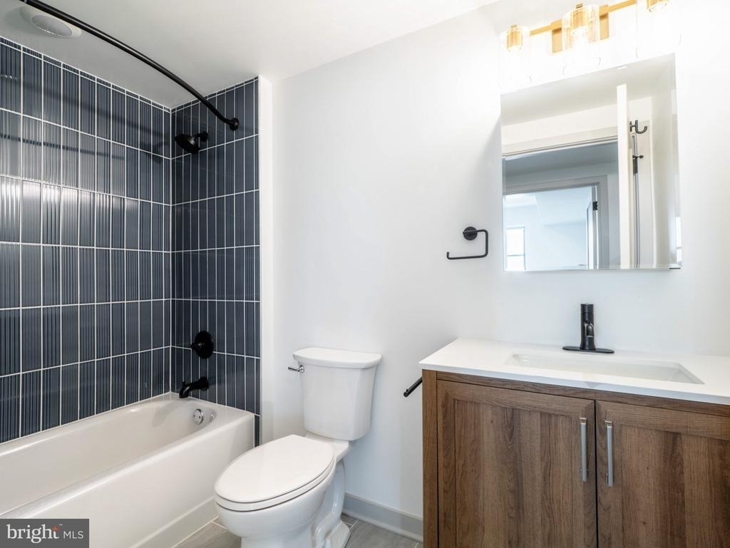 6237 Germantown Avenue - Photo 4