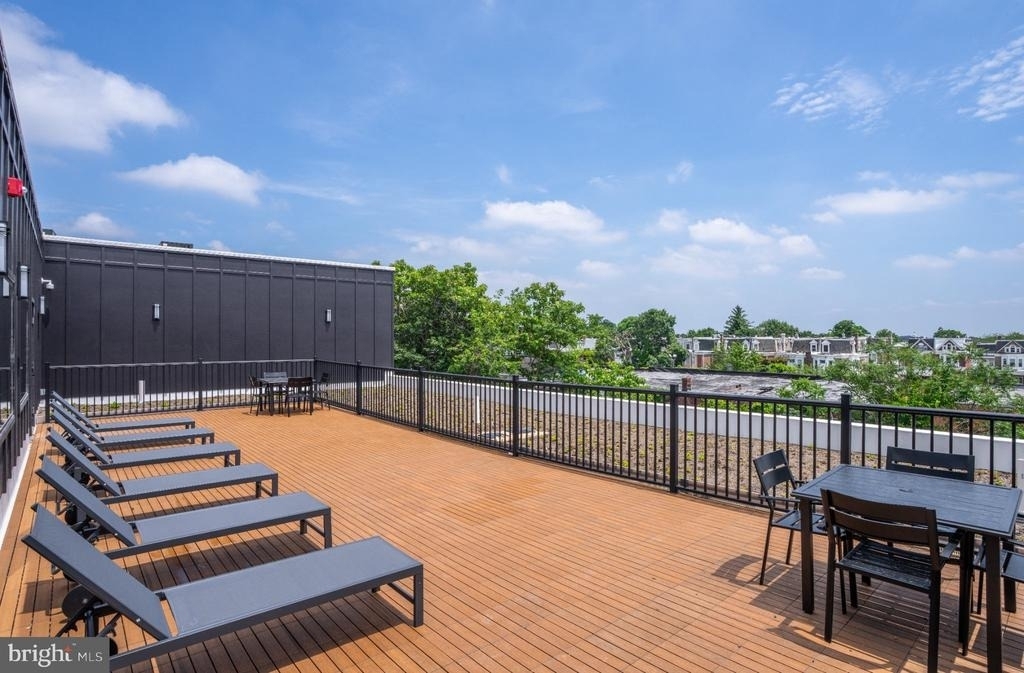 6237 Germantown Avenue - Photo 8