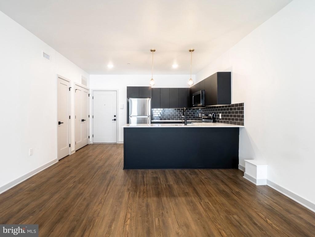 6237 Germantown Avenue - Photo 3