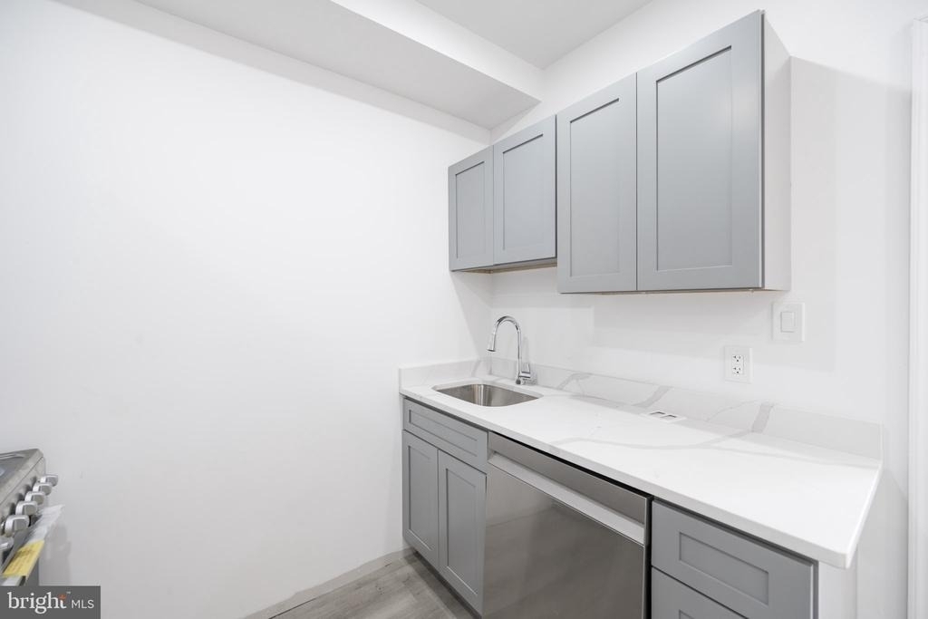 948 Belmont Avenue - Photo 1