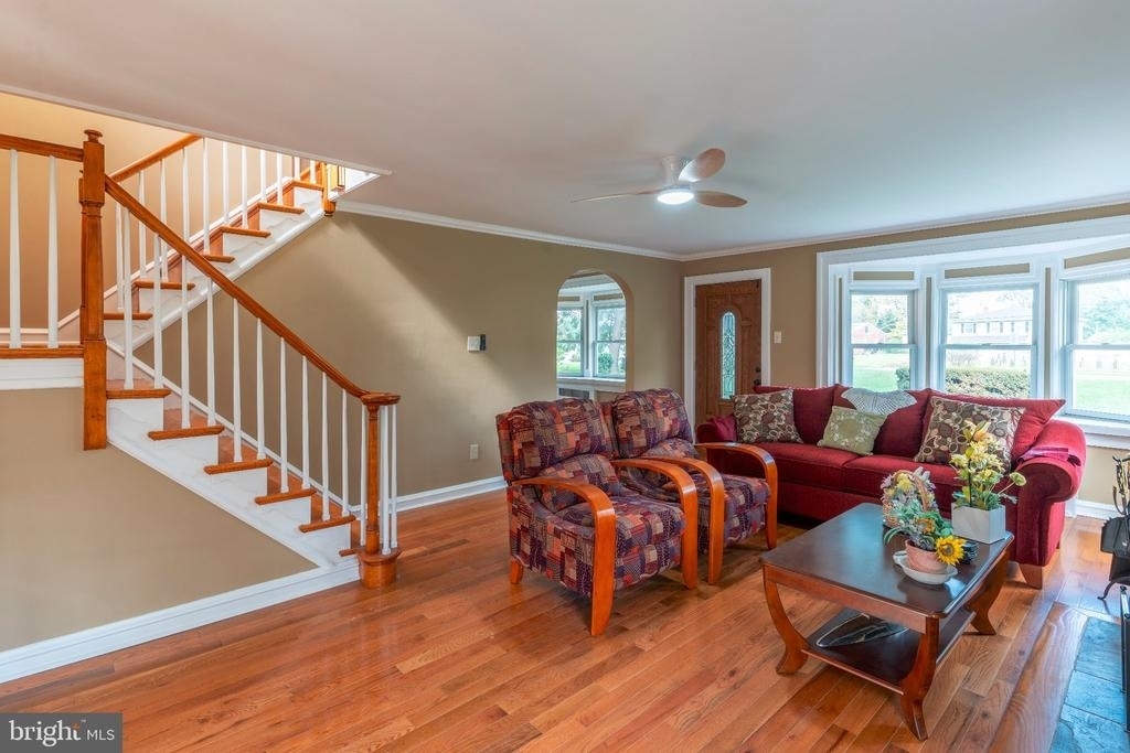 694 Welsh Road - Photo 12