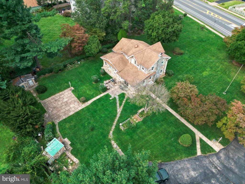 694 Welsh Road - Photo 4