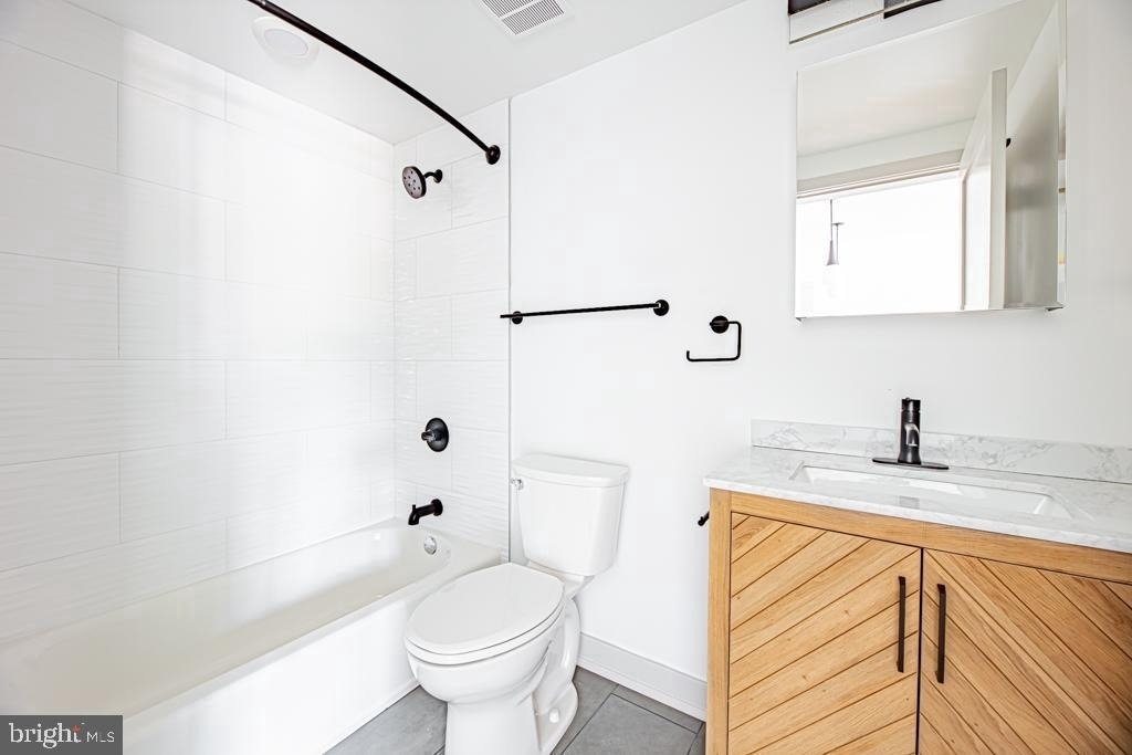 5001 Umbria Street - Photo 6