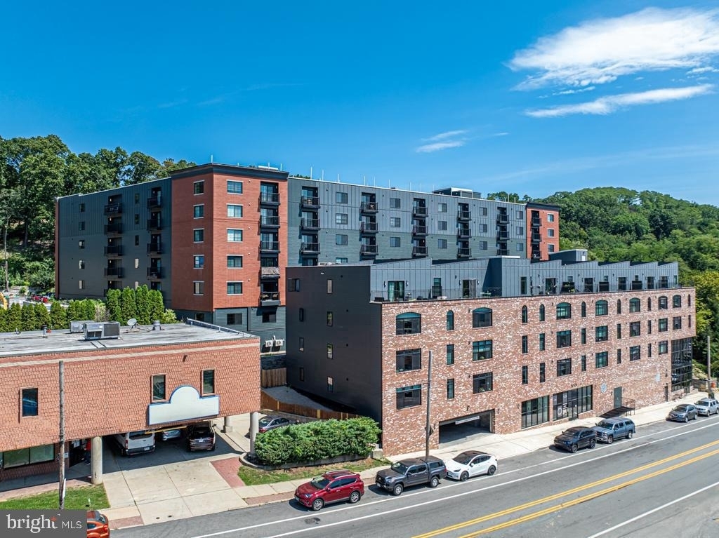5001 Umbria Street - Photo 10