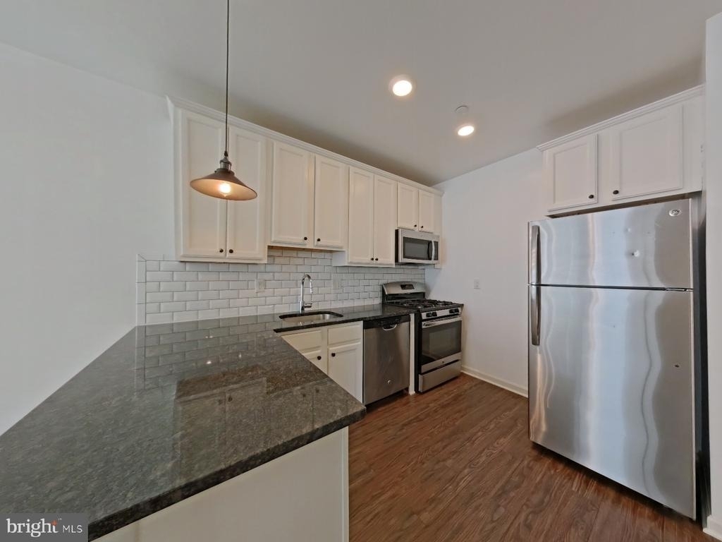 6619 Ridge Avenue - Photo 4