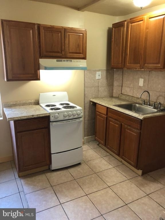 4532 Greene Street - Photo 0