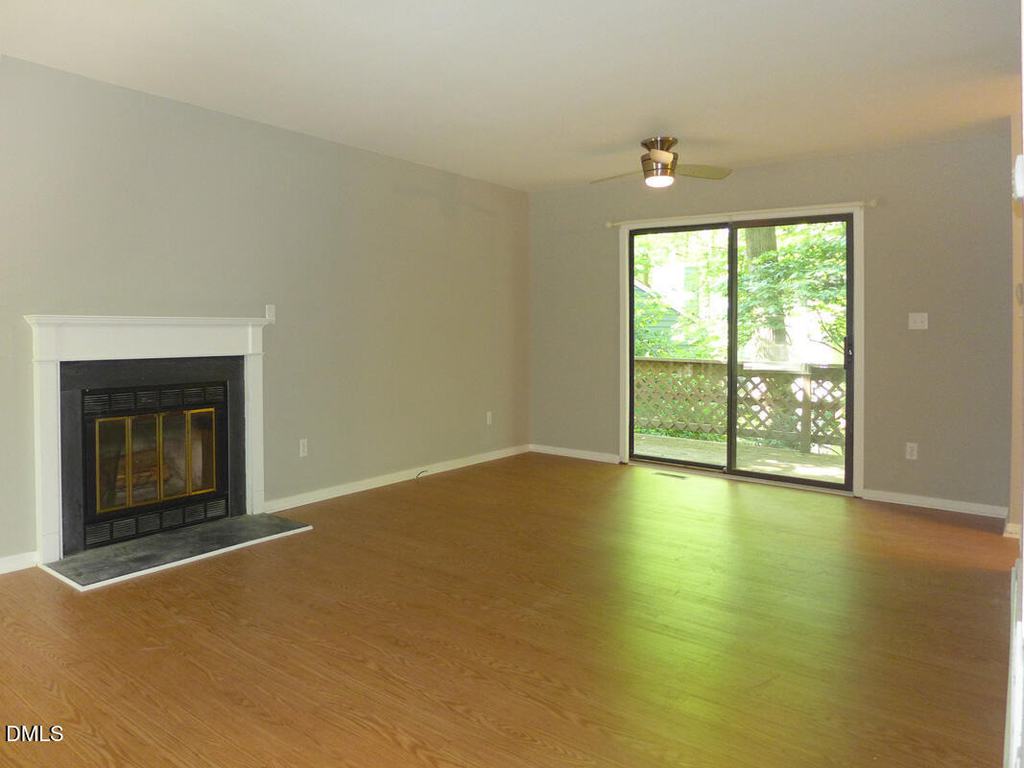 118 Lantern Way - Photo 1