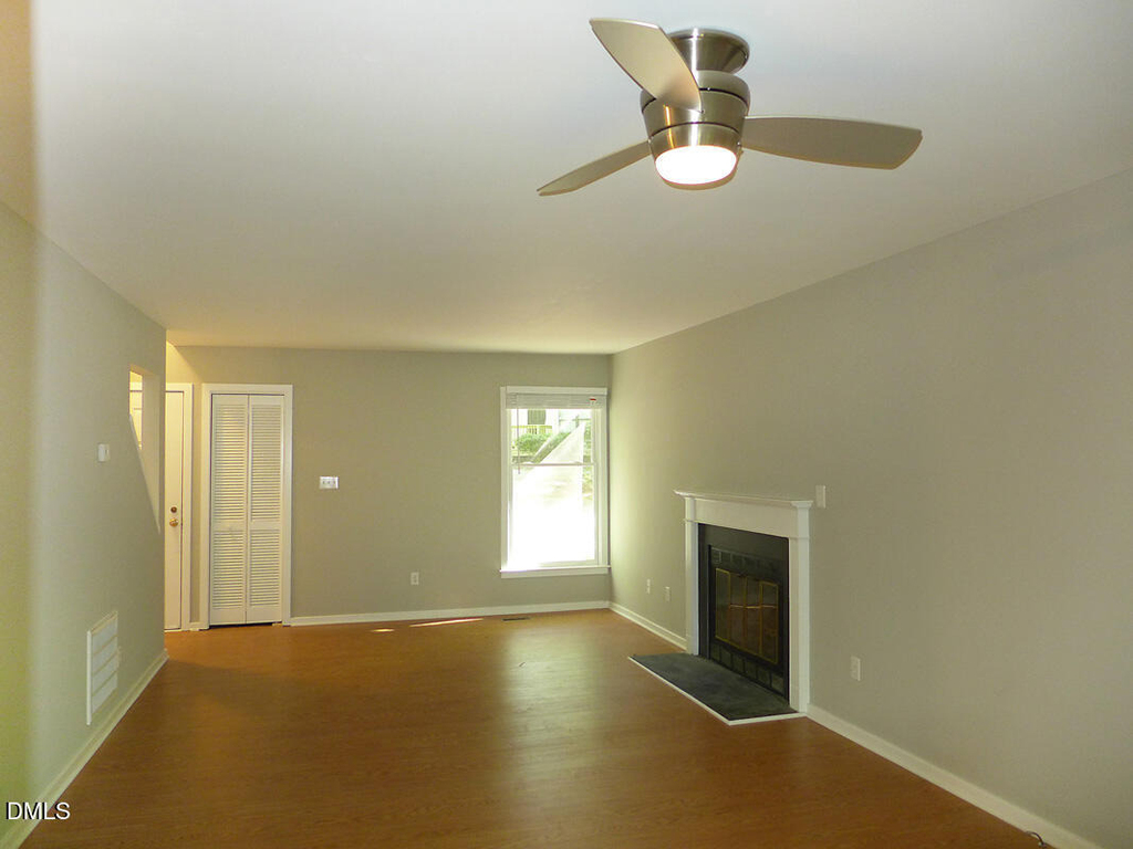 118 Lantern Way - Photo 2