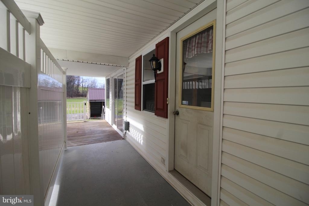 2212 Beaver Valley Pike - Photo 0