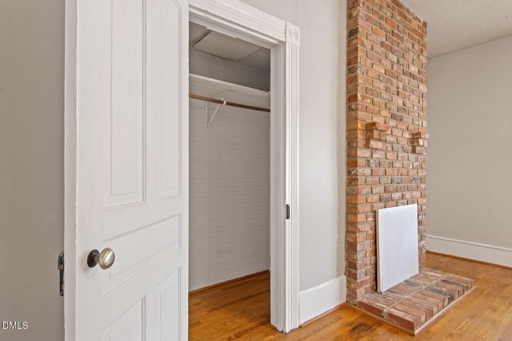 106 W Ivey Street - Photo 16