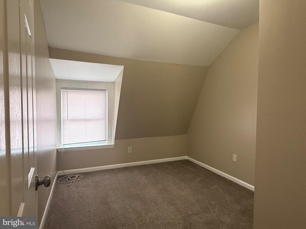 36 Spruce Street - Photo 9