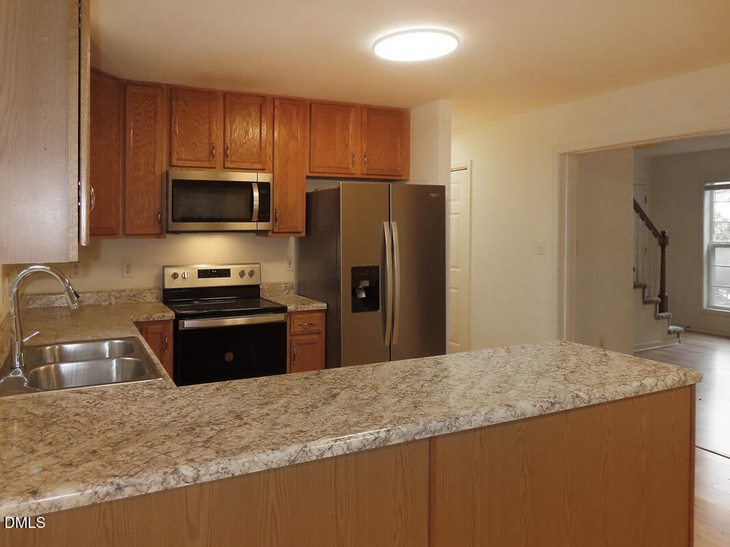 320 Davie Road - Photo 7