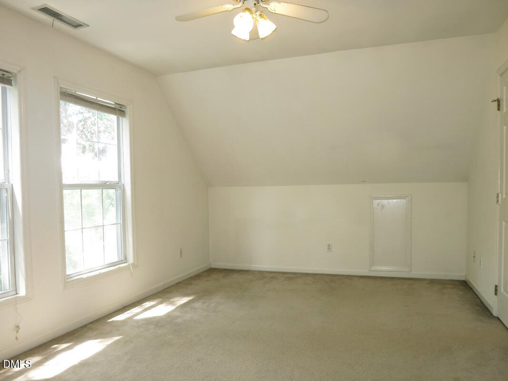 320 Davie Road - Photo 12