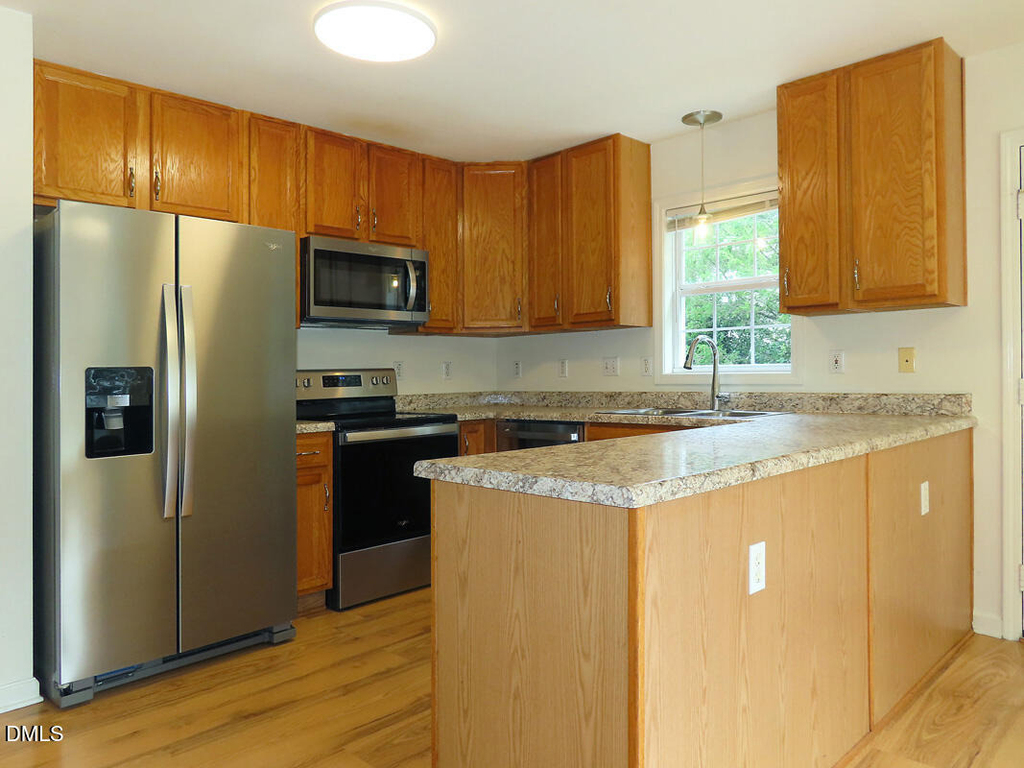 310 Davie Road - Photo 4