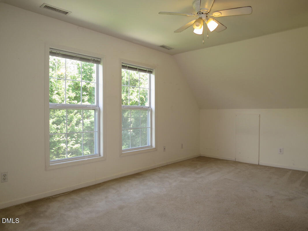 310 Davie Road - Photo 11