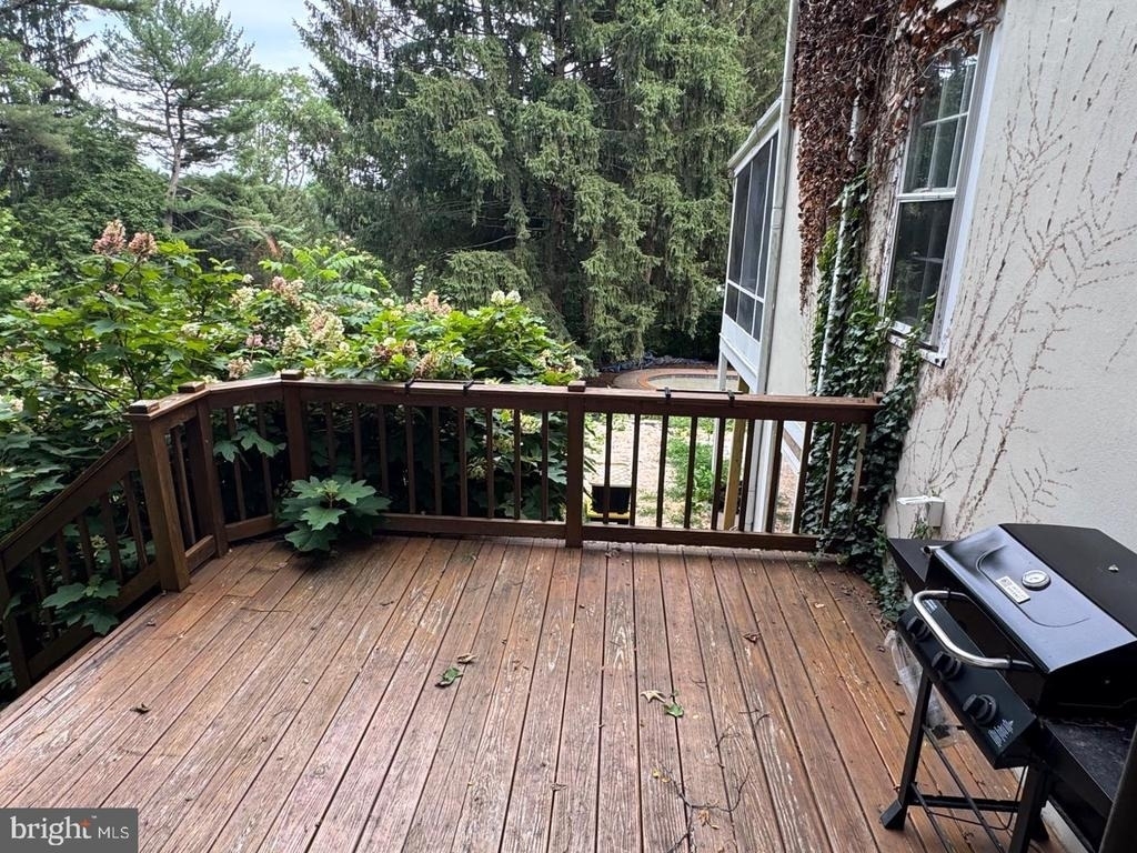 2727 Durham Road - Photo 11