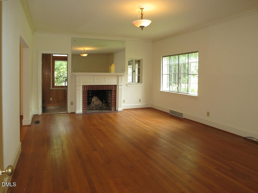 120 Kenan Street - Photo 3