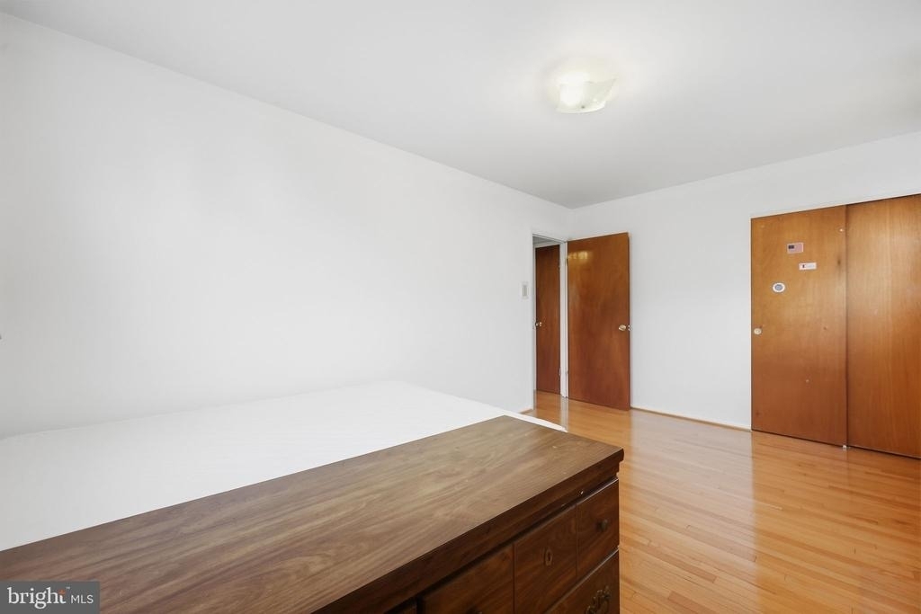 3242 Parkview Drive - Photo 16