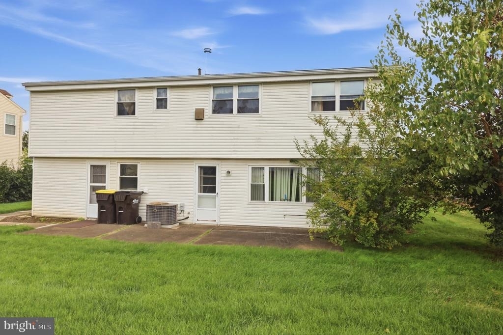 3242 Parkview Drive - Photo 30