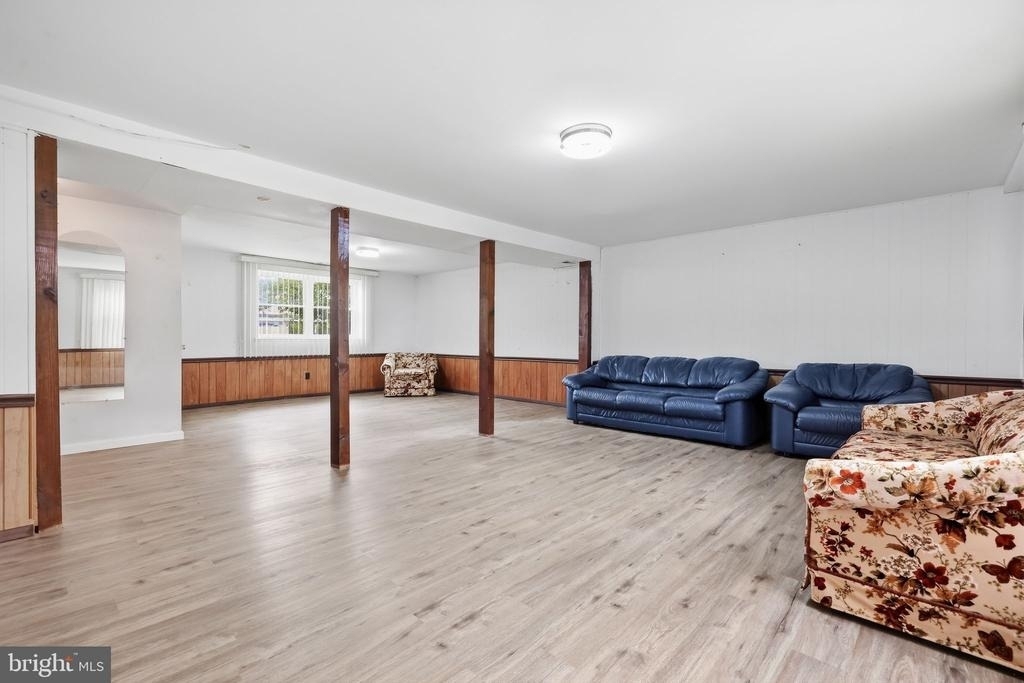 3242 Parkview Drive - Photo 18