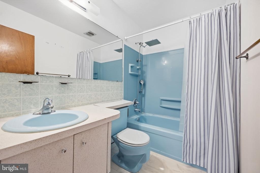 3242 Parkview Drive - Photo 12