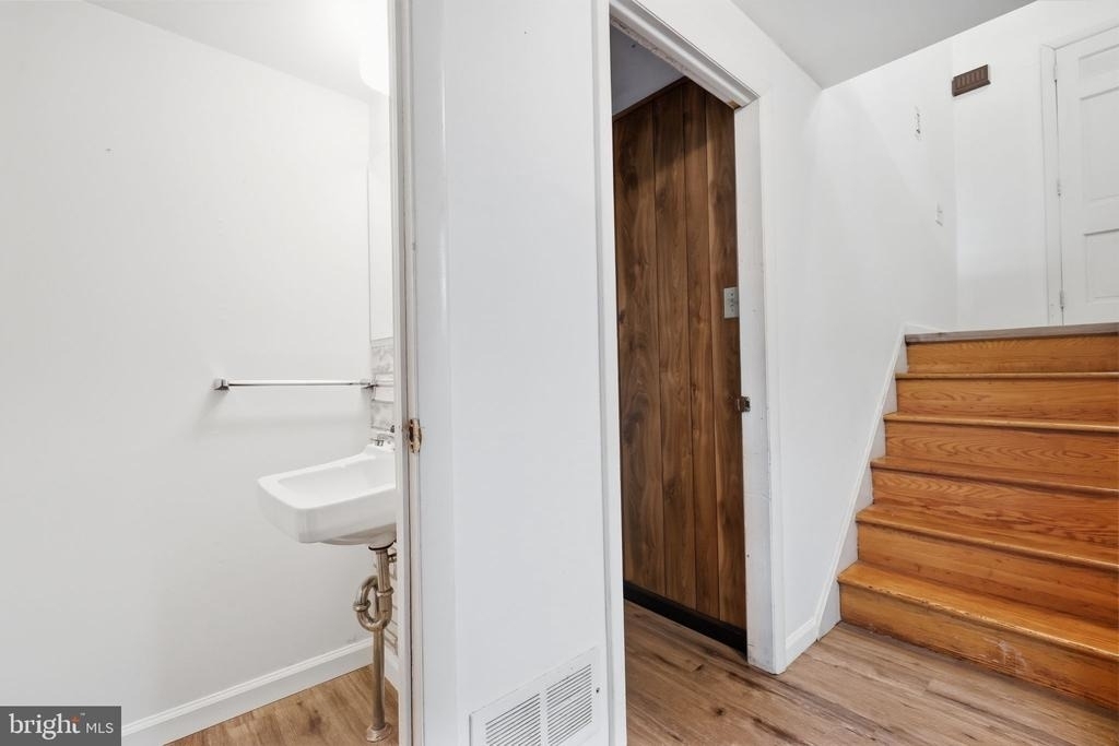 3242 Parkview Drive - Photo 21