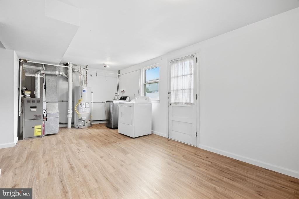 3242 Parkview Drive - Photo 26