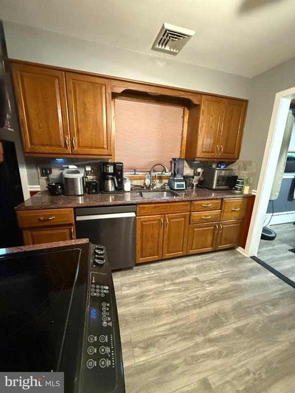 110 Gropp Avenue - Photo 6