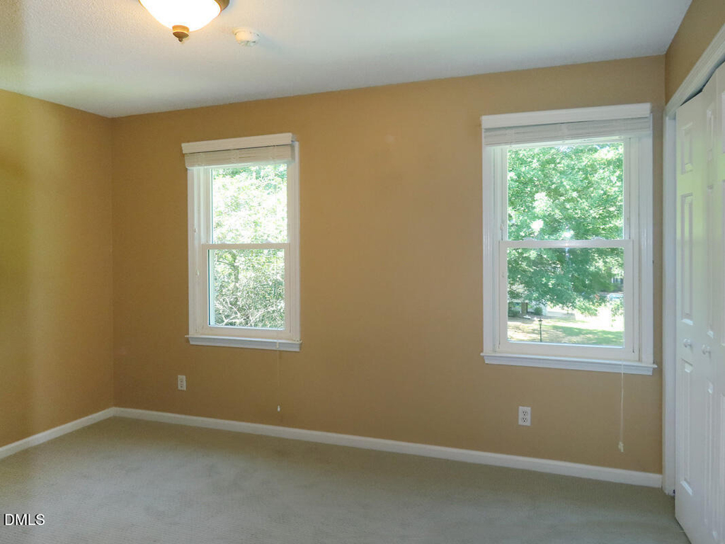 109 Gunston Court - Photo 8