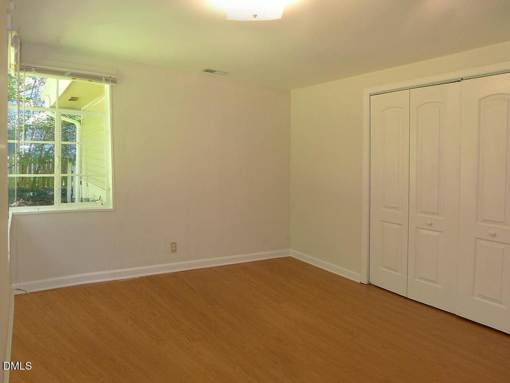 228 Barclay Road - Photo 9