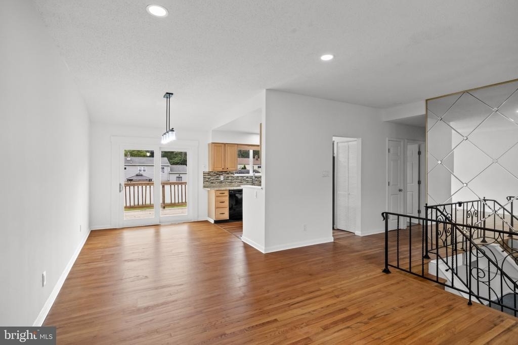 408 California Trl - Photo 6