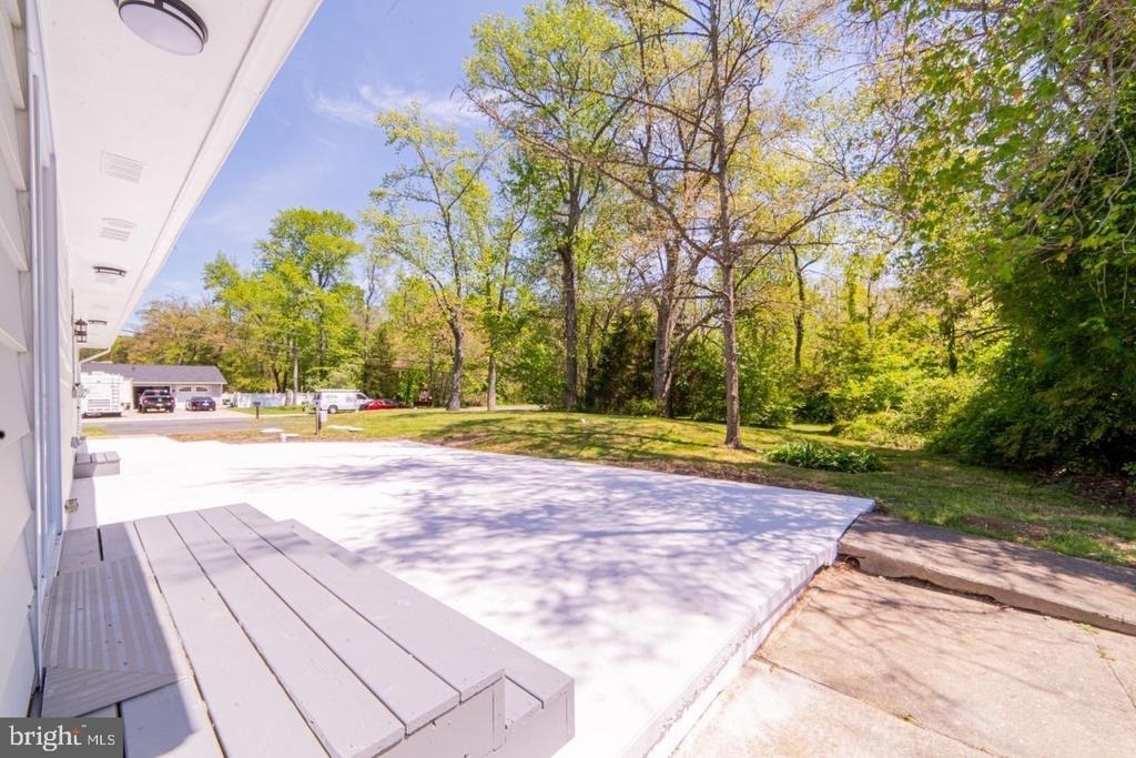 236 Cedar Avenue - Photo 23